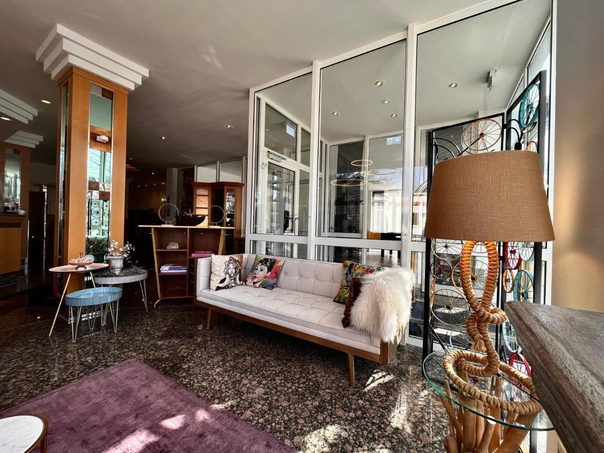 Qu Hotel Augsburg Bagian luar foto