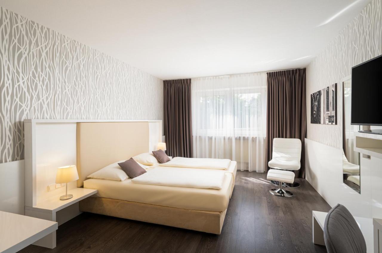 Qu Hotel Augsburg Bagian luar foto