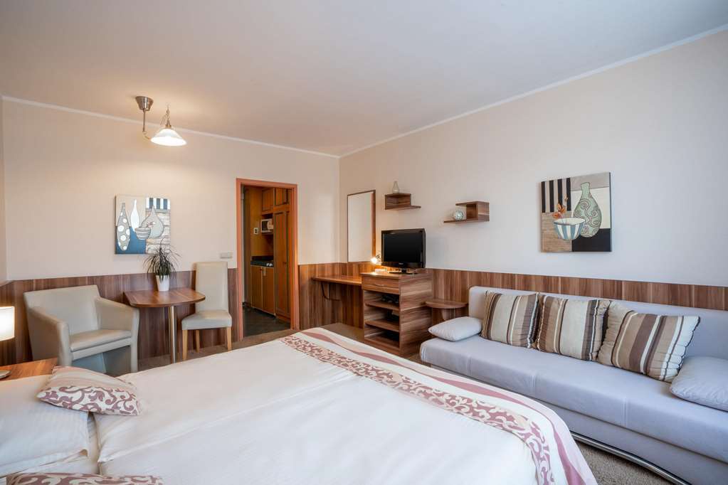 Qu Hotel Augsburg Ruang foto