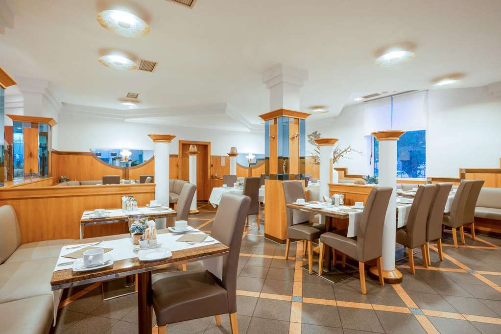 Qu Hotel Augsburg Restoran foto
